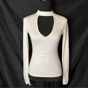 White Keyhole neck sweater SZ S